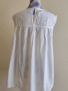 White Sleeveless Top old navy