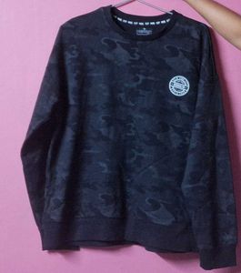 Full Sleeves Sweatshirt