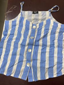New Pretty Max Top