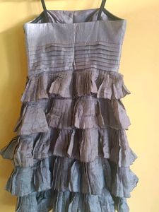 Beautiful Ruffle Grey 🩶 Dress 🎀