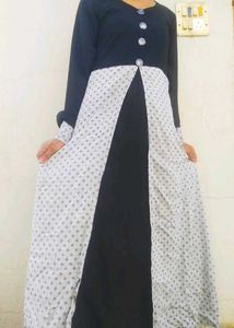 Black Gown For Women's