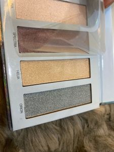 Highlighter Palette