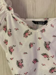 Cutest Floral Ruffle Top