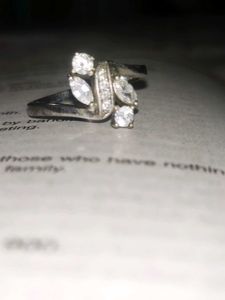 Vintage Floral Diamond Ring