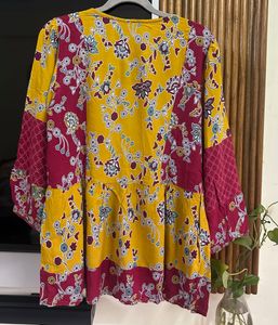 Floral Print Yellow And Red Blouse, size 36-38