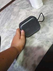 Mivi Play Bluetooth Speaker