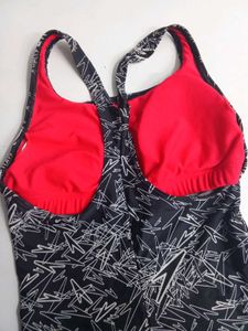 Speedo Black &amp; White Printed Monokini