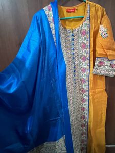 Suit With Dupatta