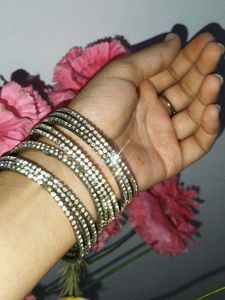 Sparkling Bangle Set