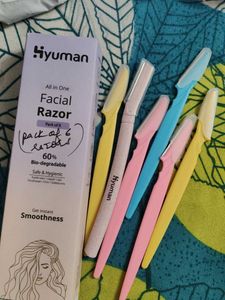 5 Razors And 1 Hyuman Razor , Phone Stand 🆓