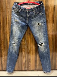 ZARA Woman Premium Denim Collection – Distressed S
