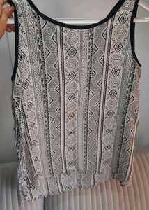 Max sleeveless Top