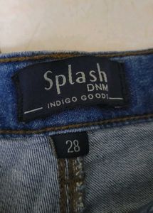 Trendy Ripped Skinny Jeans