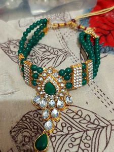 Elegant Green Beaded Necklace