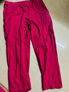 Active Wear 3/4  Pant L Size