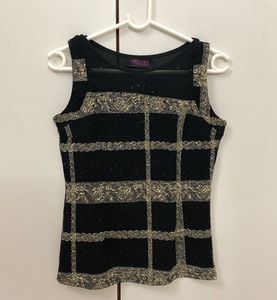 Stylish Black Sleeveless Top