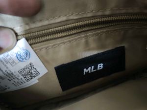Lux Brand Authentic MLB SLING BAG