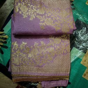 Trendy Fashion Saree🫰