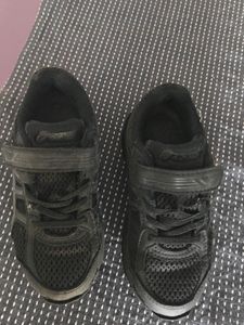 Asics Boys And Girls Velcro Running Shoes 3-5 Year