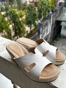2 Heels