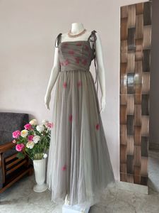 Pretty Floral Embellish Gown