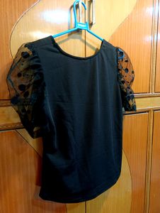 Black Puffed Sleeve Top