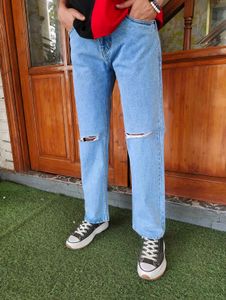 Straight Fit Knee Cut Jeans