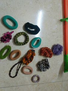 14 Hair Ties