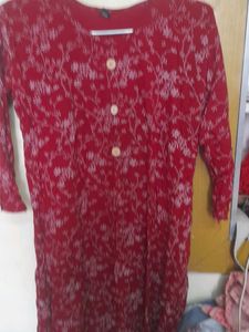 Red Kurta
