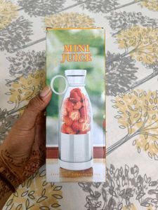 Mini Juice Blender