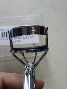 Faces Canada Eye Lashes Curler....