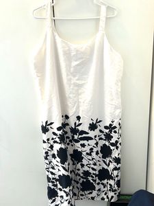 White & Black Classic Floral Strappy Dress