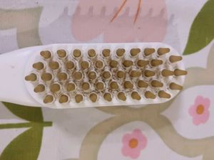 White Electric Hair Comb