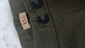 💋An OLIVE GREEN JEGGINGS IN XXL SIZE