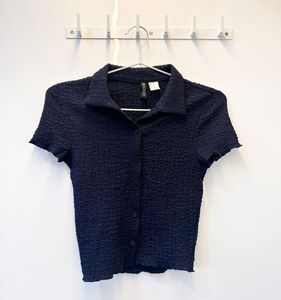 H&M | Navy Blue Crinkled Short-Sleeve Top
