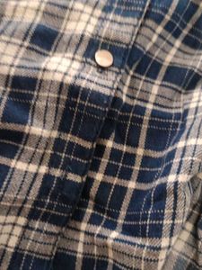 Cut Out Shoulder Shirt Checks Print