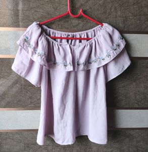 Pretty Pale Lilac Coloured Ruffly Top ❤️