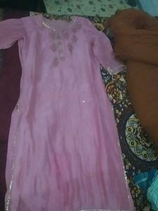 Pink Suit Readymade Pent With Chunni
