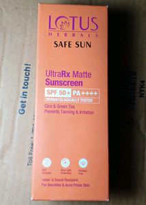 Lotus herbals Spf 50+ PA++ Ultrarx Matte Sunscreen