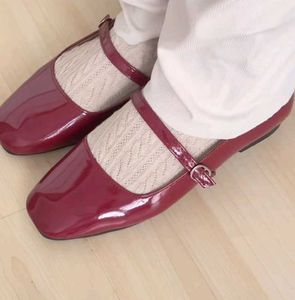 Cherry Red Flats🌹
