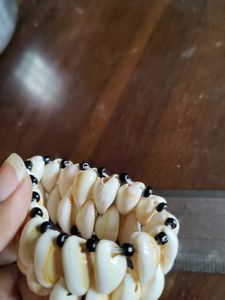 Cowri Shells Bracelet