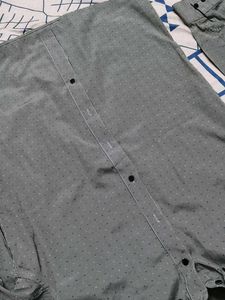 Jean Pierre Men Green Checks Slimfit Printed Shirt