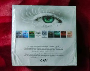 BOOK SET: Shatter Me Boxed Set Of 9 Premium Novels