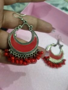 Red And White Pearl Rustic Earings Set