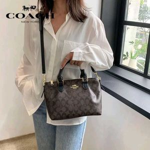 COACH NEW HANDBAG+ SLING WITHOUT BOX