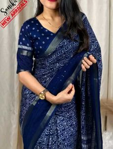 Elegant Blue Printed Saree With Blouse Piece