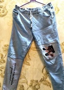 Women&#39;s Denim Jeans.Waist 32.Length 36.