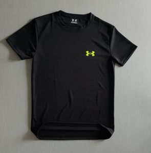 UA Dryfit tshirt