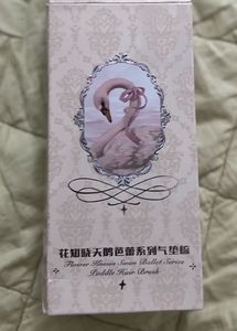 Flower Knows Swan Ballet Hairbrush