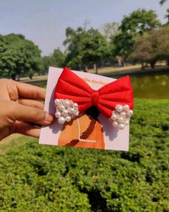 Pearl Bow